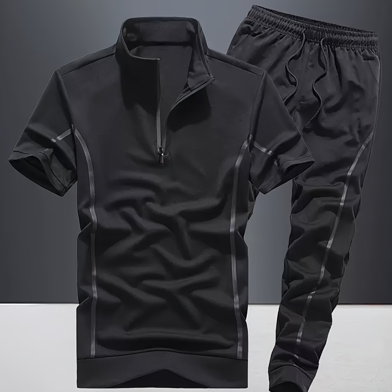 E-shop Herren-Freizeit-Set mit modischem Aufdruck, 2-teilig, stylisches, atmungsaktives Outfit mit Stehkragen Reißverschluss, Kurzarm-T-Shirt