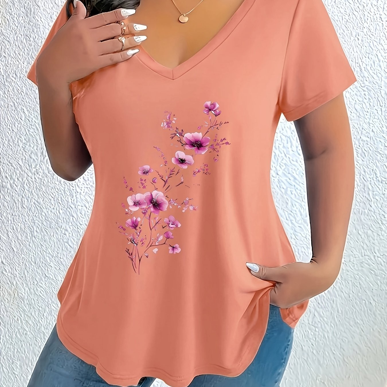 TEMU Plus Size Women's V-neck Geometric Pattern T-shirt