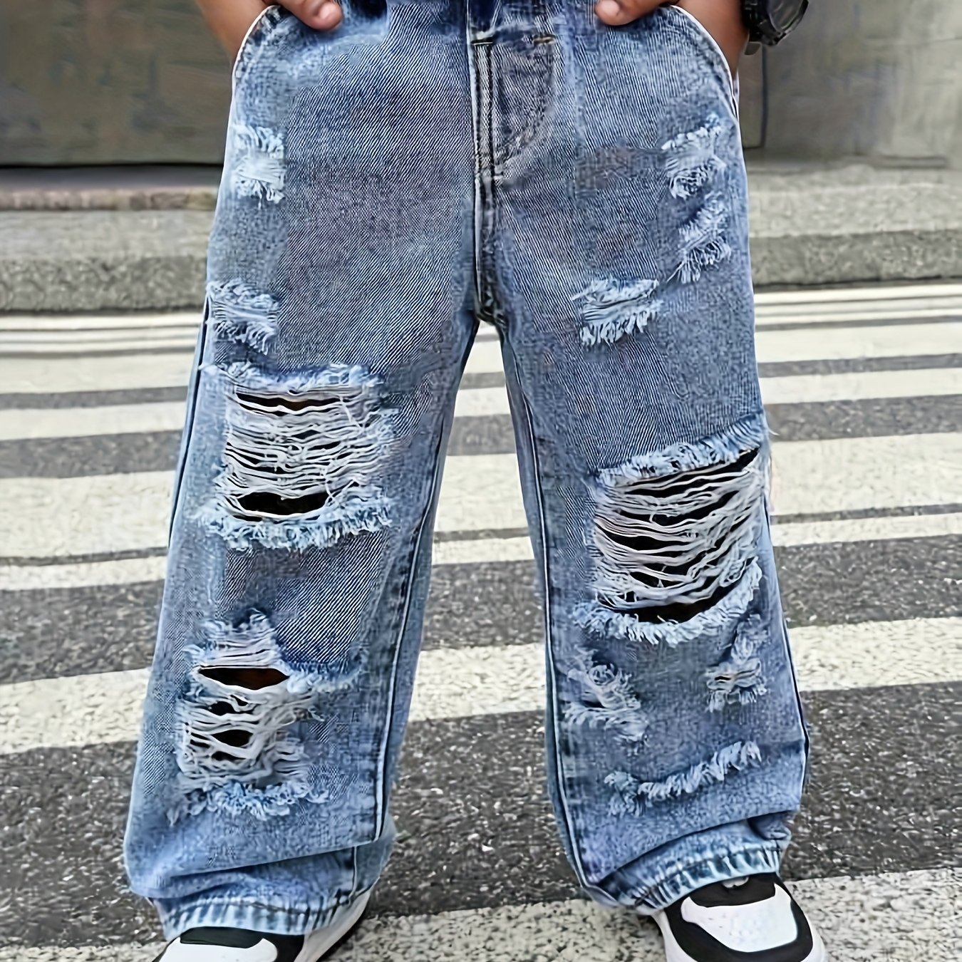 Little Boy Street Style Retro Ripped Wear Loose Fit Loose Blue Denim Jeans Suitable For Children's Clothing Spring And Summer Daily Streetwear
