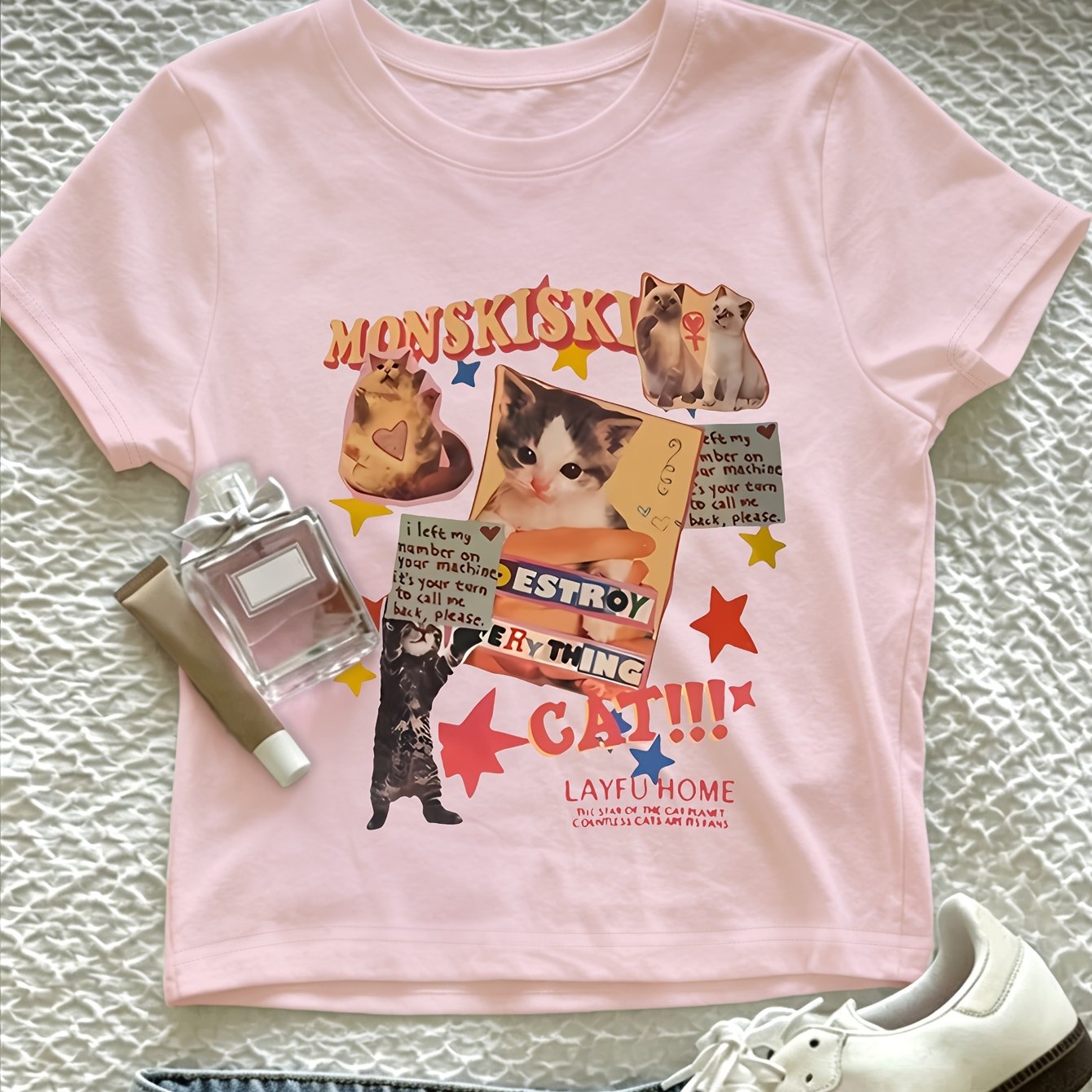 TEMU New Summer: Women's Short Sleeve Top With Multiple Cats, Vintage And Heart Patterns, Iron-on Print, And Beautiful, Regular Fit, Round Neck