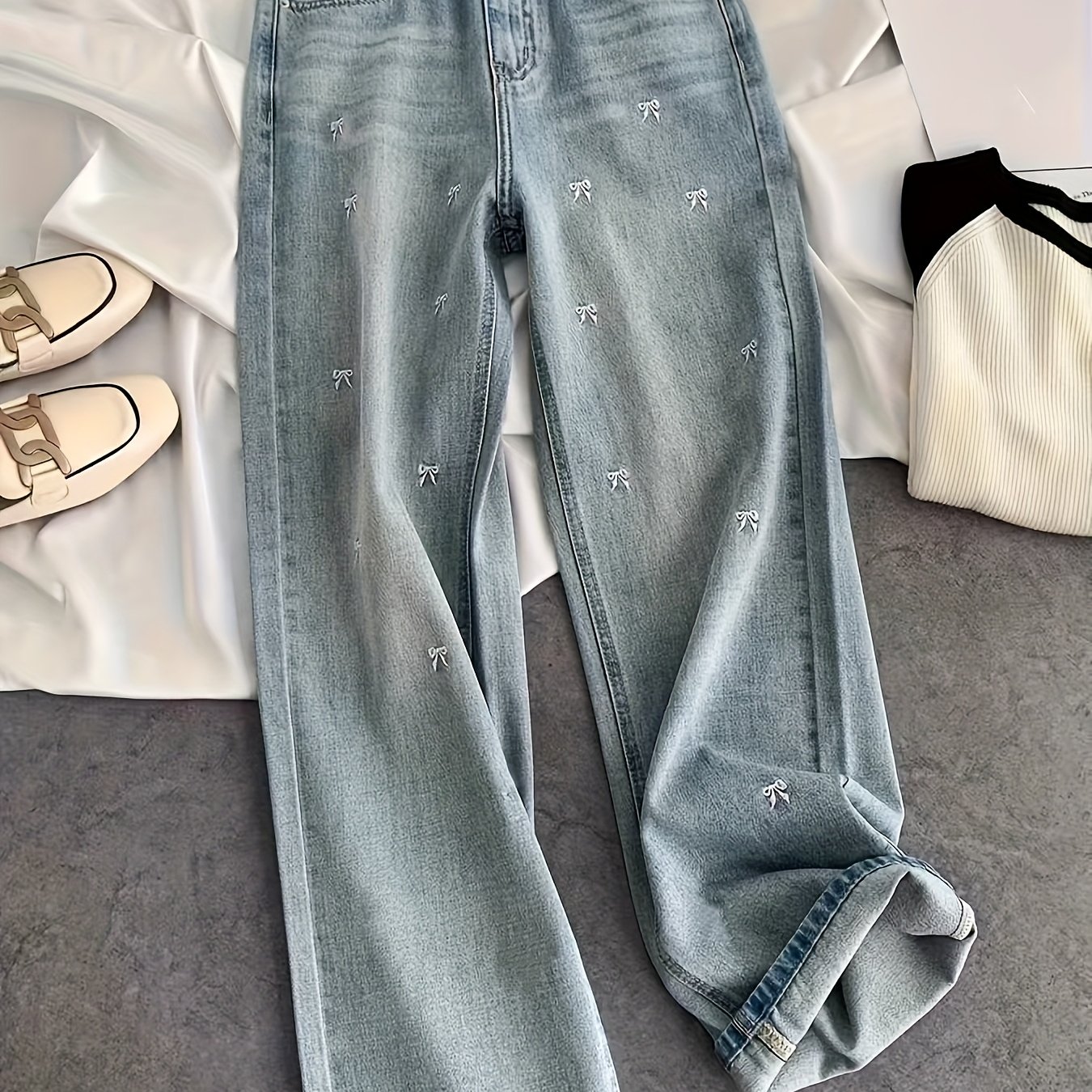 Image of Light Blue Wide-leg Jeans For Women, Embroidery, Loose And Narrow Straight-leg Pants, New Style For 2025, Suitable For , Embroidered Denim Trousers, Easy Korean Style , Comfortable And Versatile Style