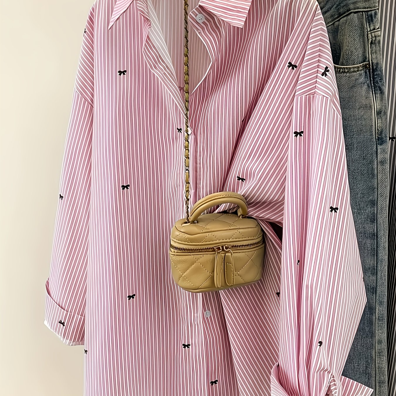 E-shop Elegantes Damenhemd in Spezialausgabe mit Druck und Streifenmuster - Langärmliges Button-Down-Hemd, klassischer Kragen, mittlere Dehnbarkeit und