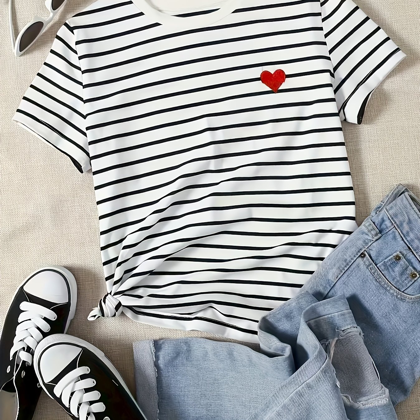 Image of Fashionable And Versatile Trendy Casual Round-neck Striped Short-sleeve T-shirt
