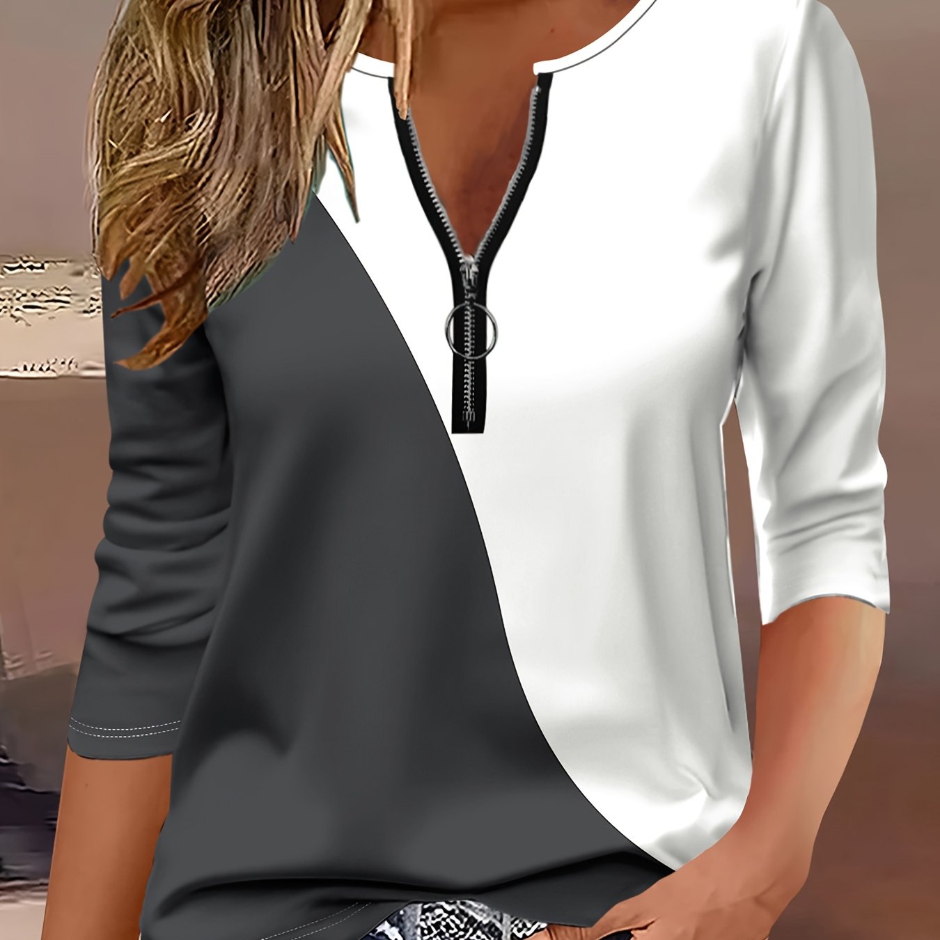 Image of Western Fashion Women's V-neck Zipper T-shirt