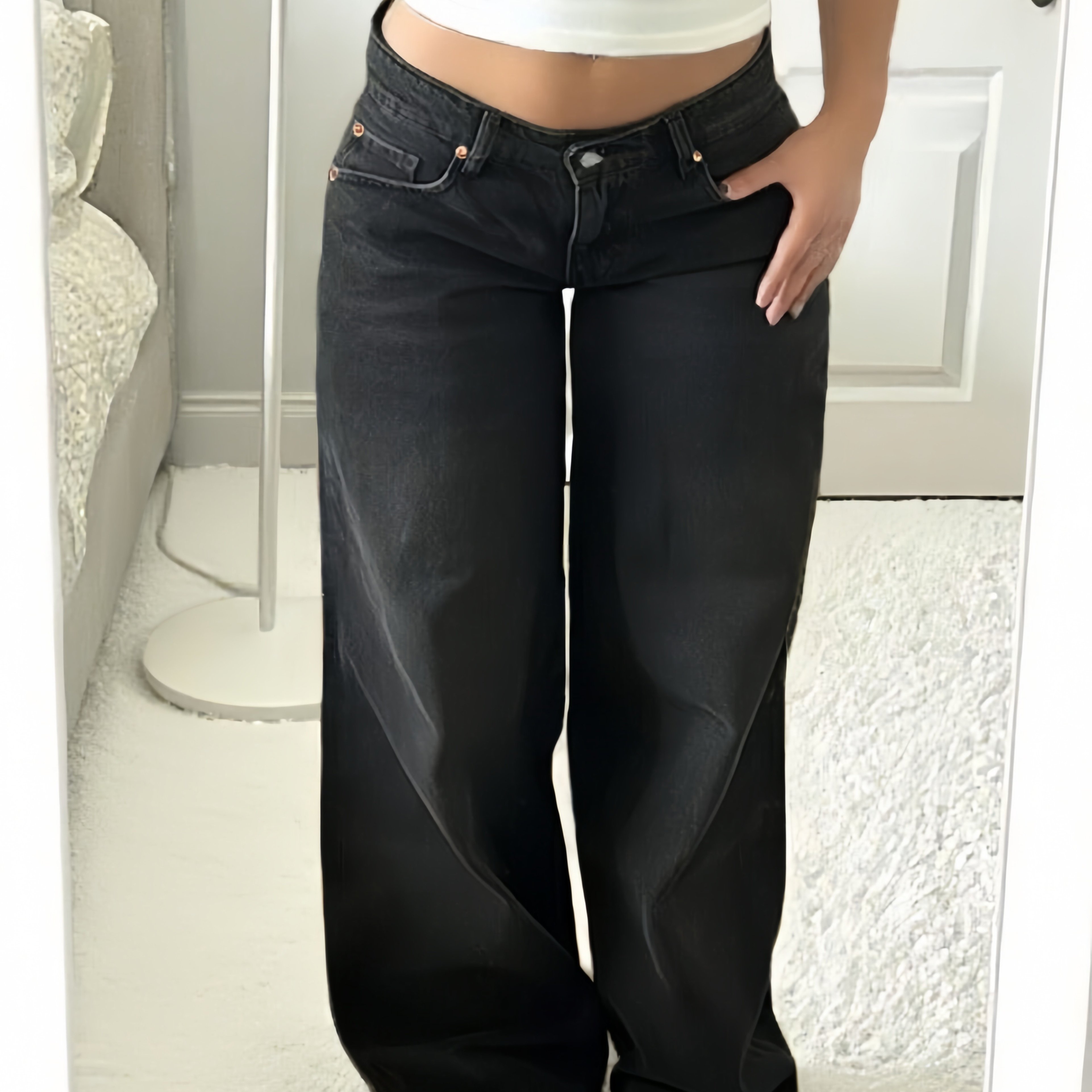 Image of Women's Low-rise Loose Wide-leg Jeans, Street Casual Washed Retro Style