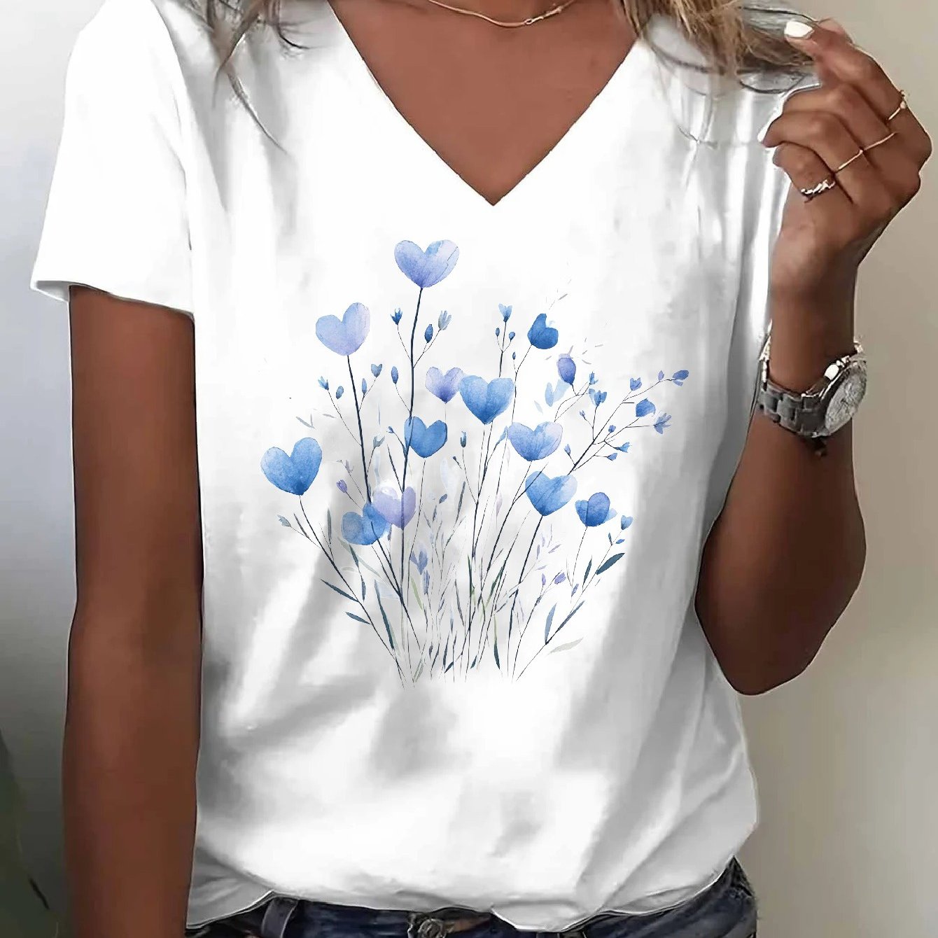 TEMU Women's V-neck T-shirt In Standard Size, Featuring A Watercolor Floral Print Design, Wear, , And Casual Occasions. It An Gift For , With An