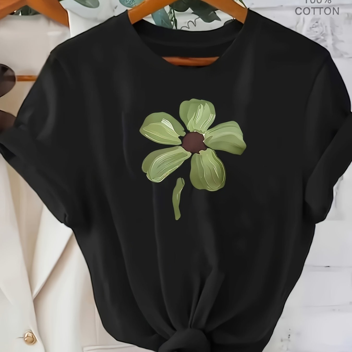 Image of Plus Size - Mother's /summer New Arrival Plus Size Women' Floral Print Round Neck Short Sleeve Comfortable T-shirt High-quality Women's Apparel
