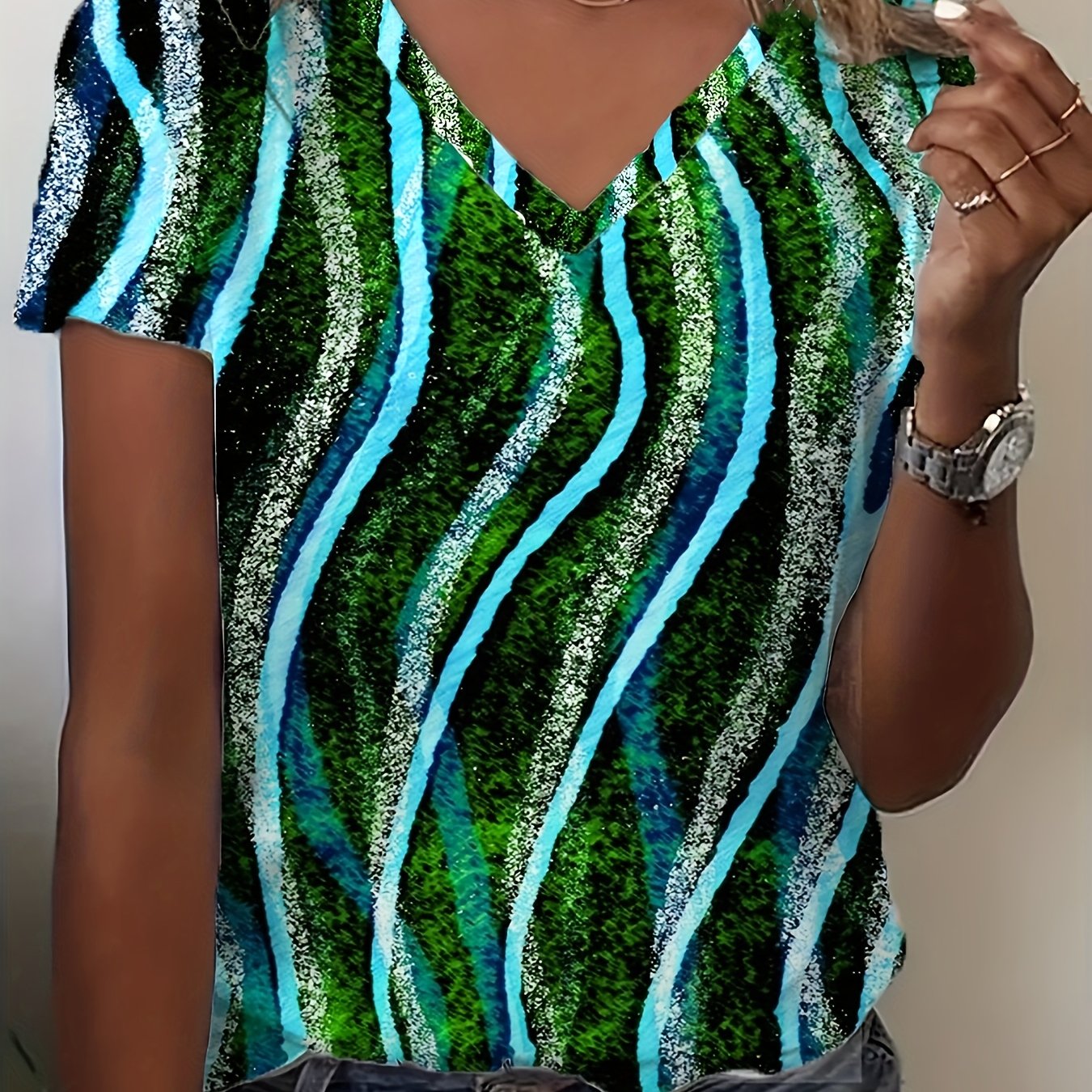 A V-neck T-shirt And Blue With A Swing Print, Perfect For Casual Spring And Summer Wear For Women