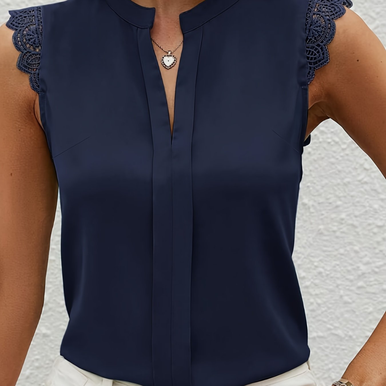 Women' Color Lace Splicing V-neck Fashion Shirt