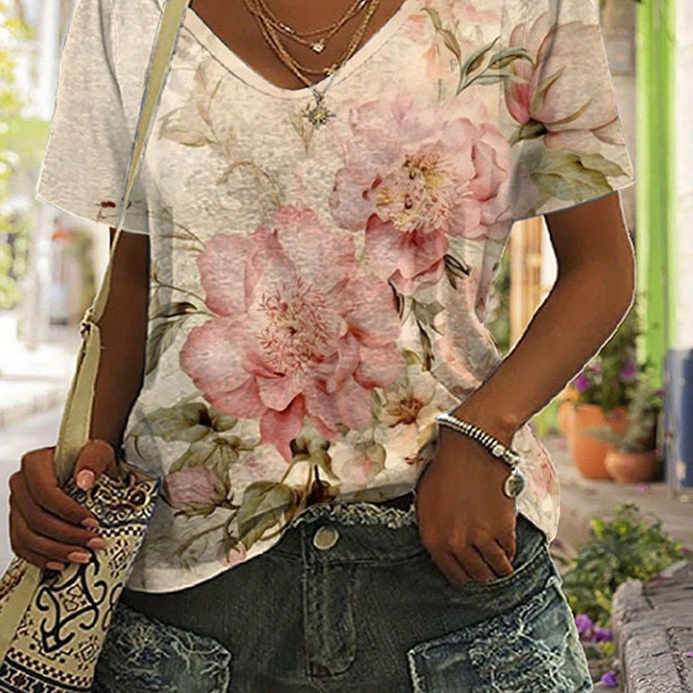 Flower Print T-shirt, Short Sleeve V Neck Casual Top For Summer & Spring, Women's Clothing