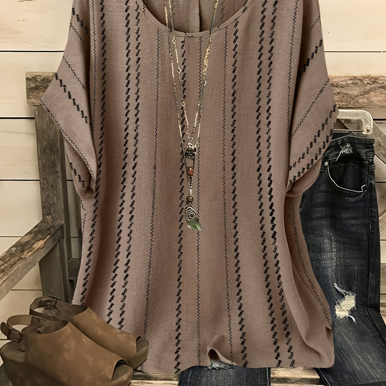 TEMU Women's Casual Western Vintage Striped Print Crew Neck Batwing Sleeve Short Sleeve Shirt For Summer Daily Wear, Accessories Not Included