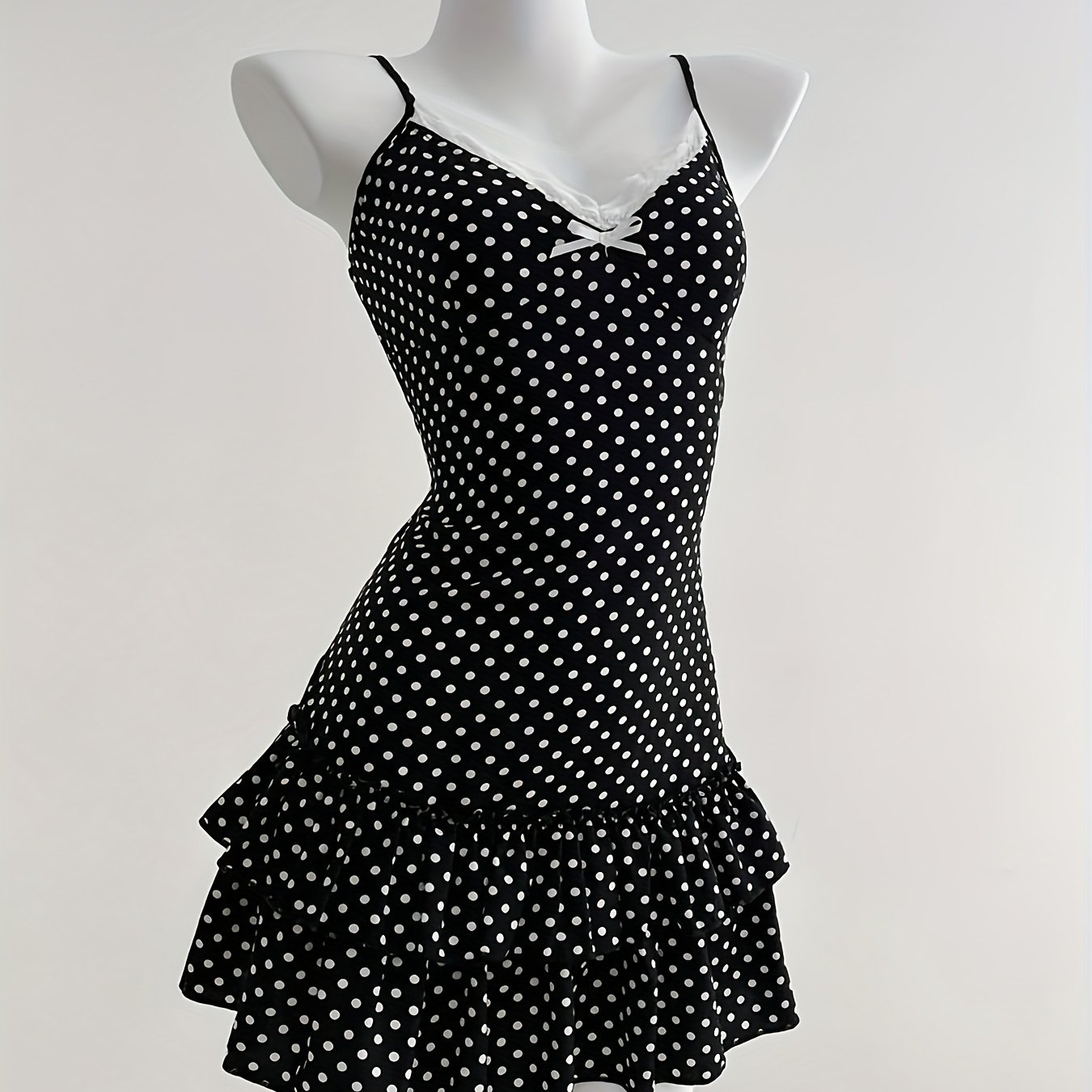 Women's Bow-decorated Hem Cami Dress, Perfect For Vacation Or Casual Wear | Polka Dot Pattern Cami Dress Design, Comfortable For Spring/summer Wear