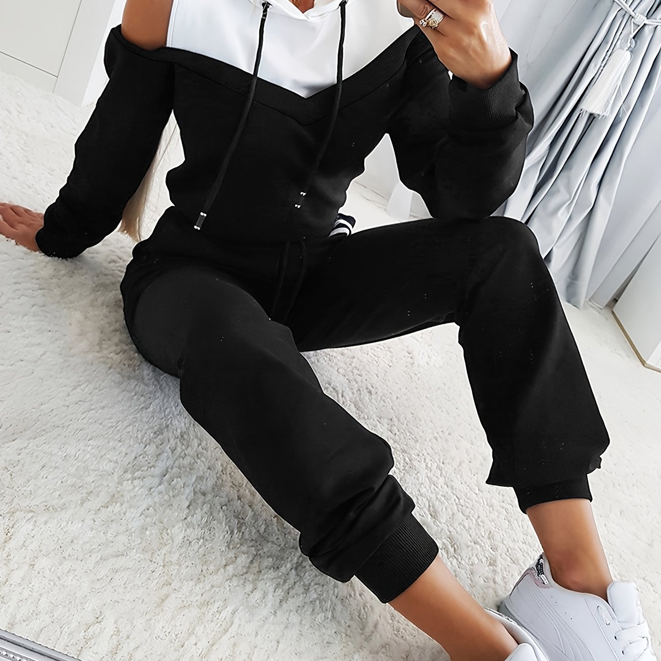 Color Block Hooded Drawstring Off-shoulder Webbing Spliced Casual Swear Set