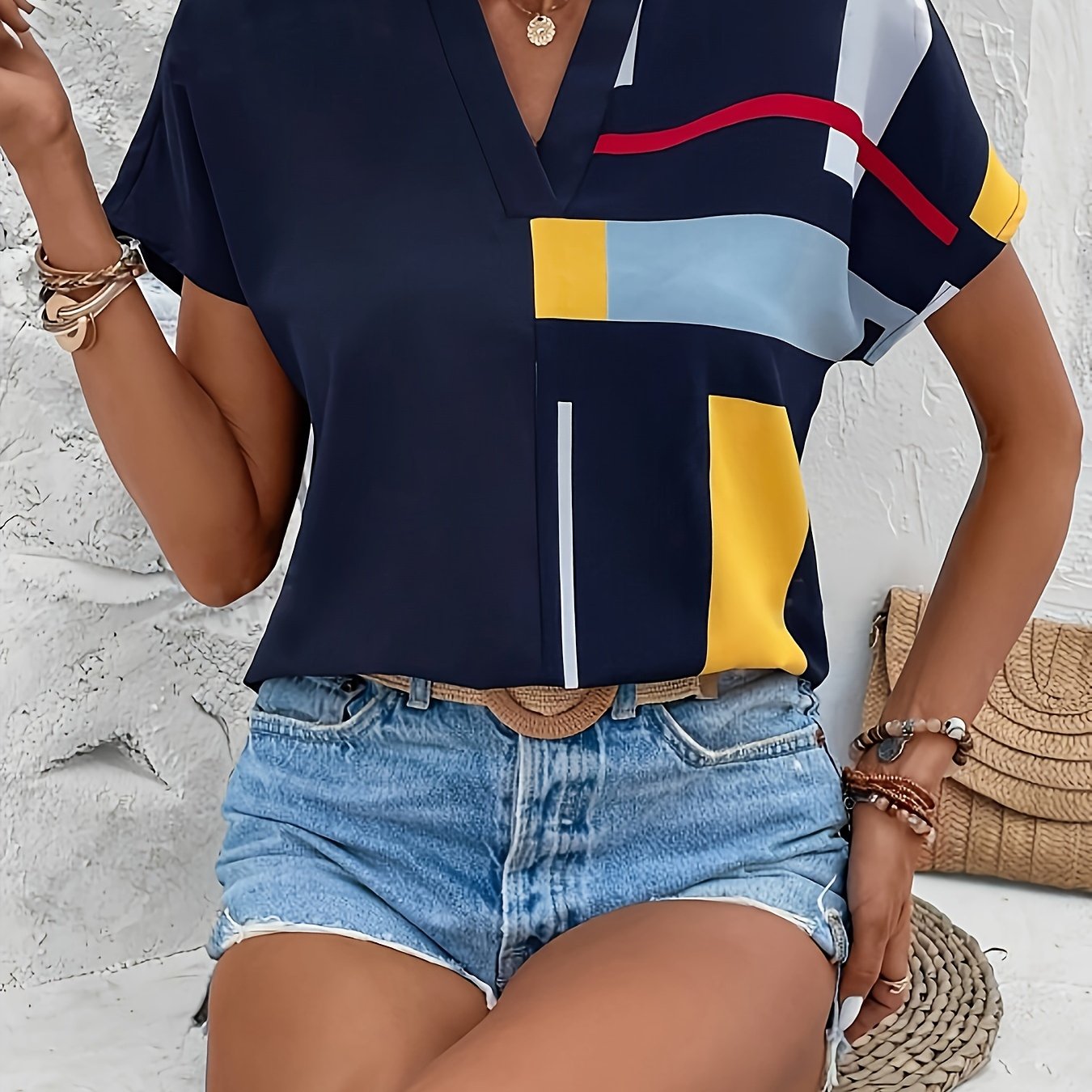 2024 New Summer Fashion Printed Short Sleeve Chiffon V-neck Pullover Top For Women