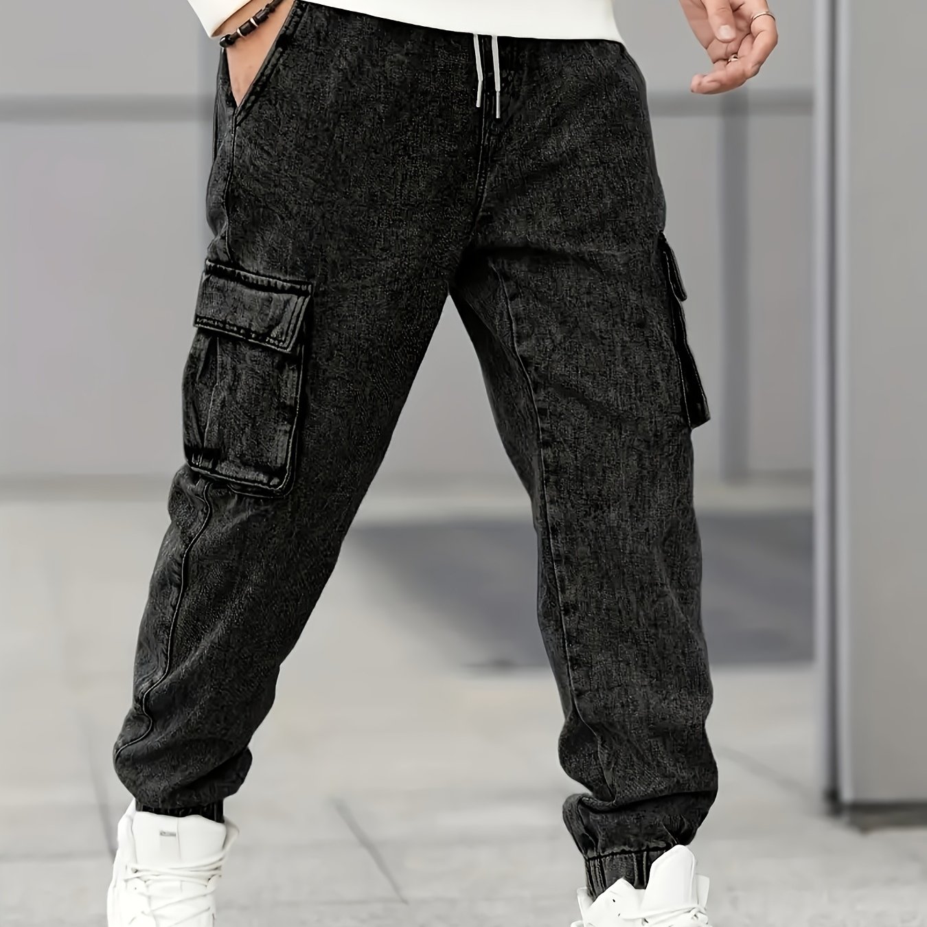 Image of Men's Casual Cargo Jeans, Multi-, Loose Fit Stretch Denim, Mid-rise Drawstring Waist, Casual Wear, Wide-leg Jeans