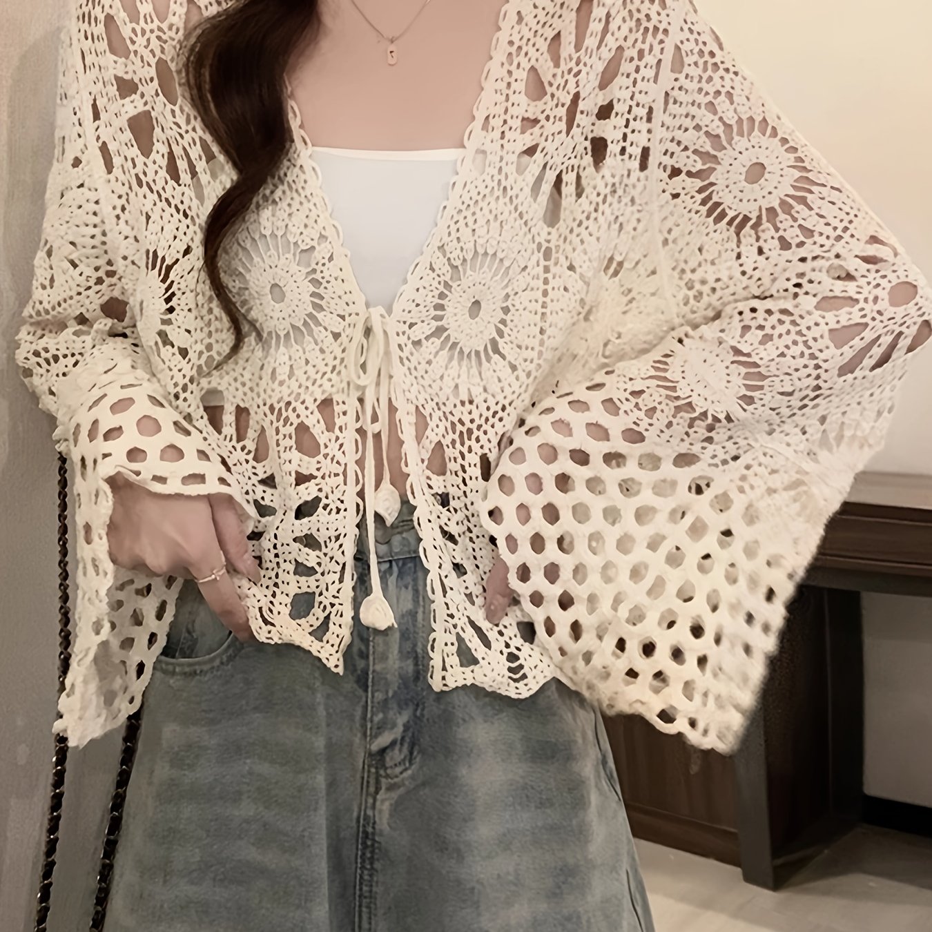 Image of Small, Fresh And Sweet, And V-neck Trumpet Sleeve Lace-up Cardigan Is Hollowed Out