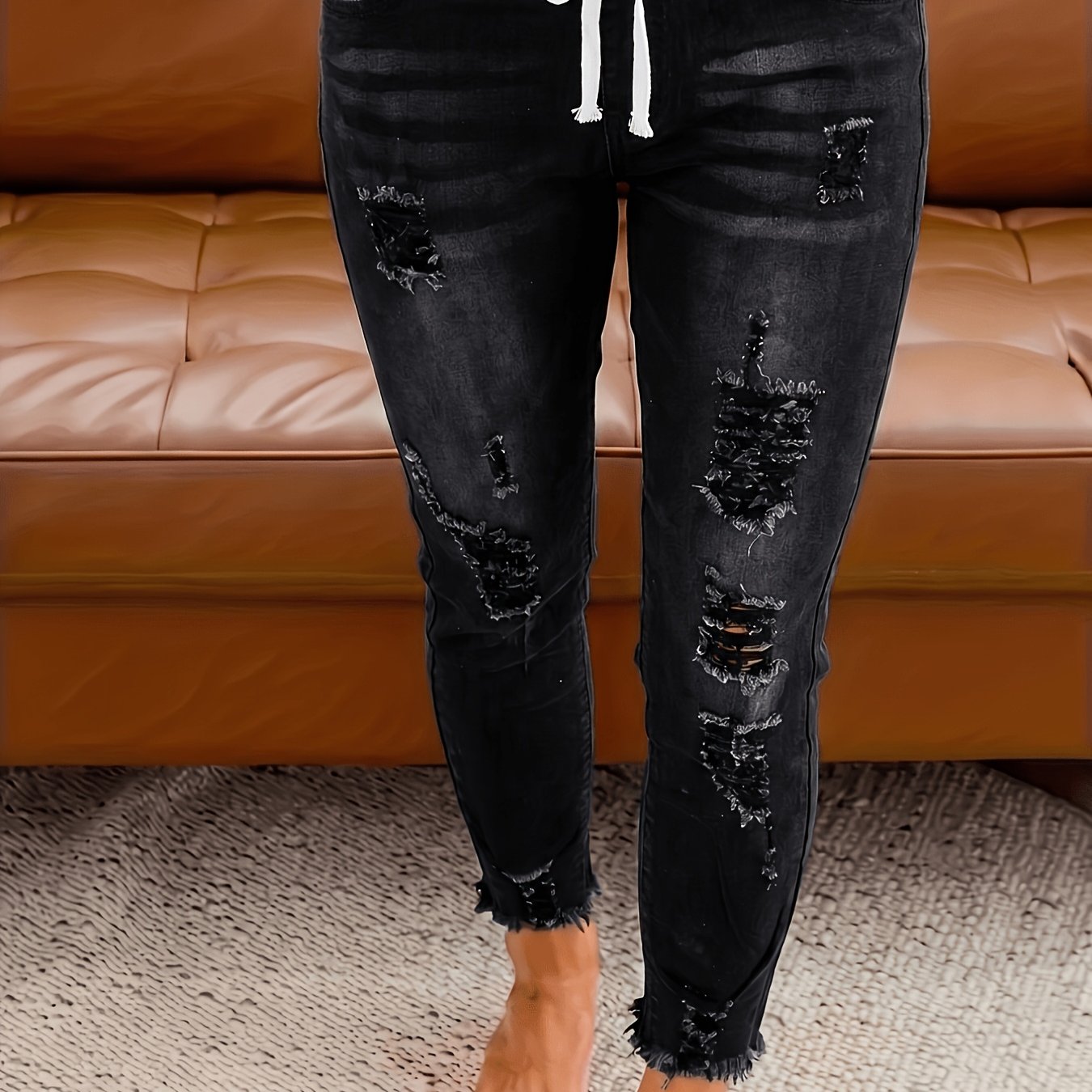 Image of Women's Distressed Skinny Jeans With Elastic Waistband