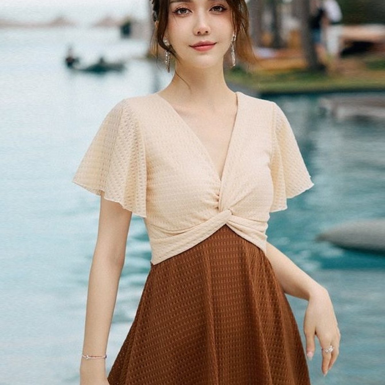 TEMU 女性用シックなワンピース水着 - スリミング効果、保守的なデザイン、内蔵ブラ＆スカート付きボトムス、高伸縮性生地、Vネック - スパデーに最適