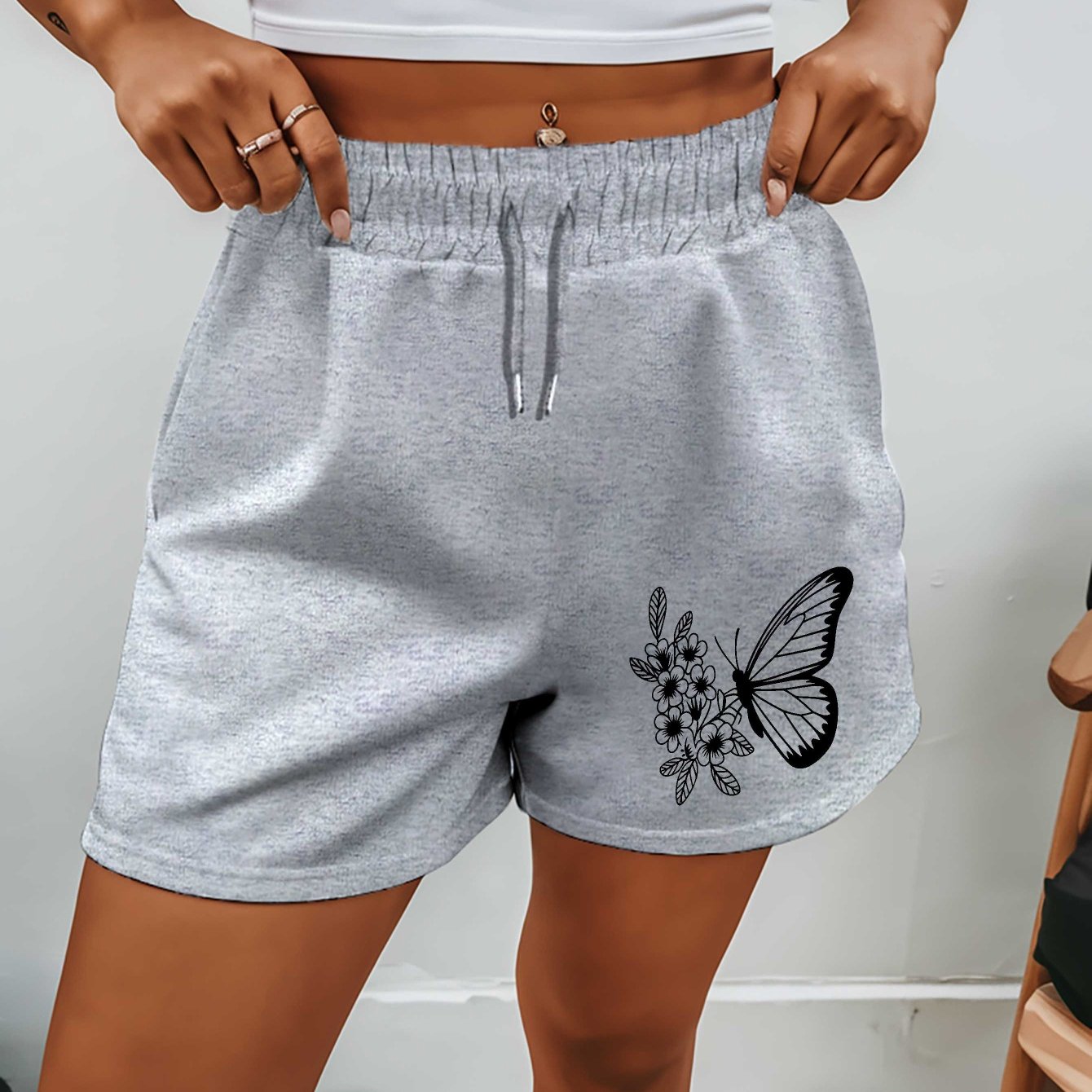 TEMU Plus Size - Plus Size - Tian Floral Line Art New Oversized Women's Shorts For Summer, Casual And Versatile Mid-length Pants, Trendy American