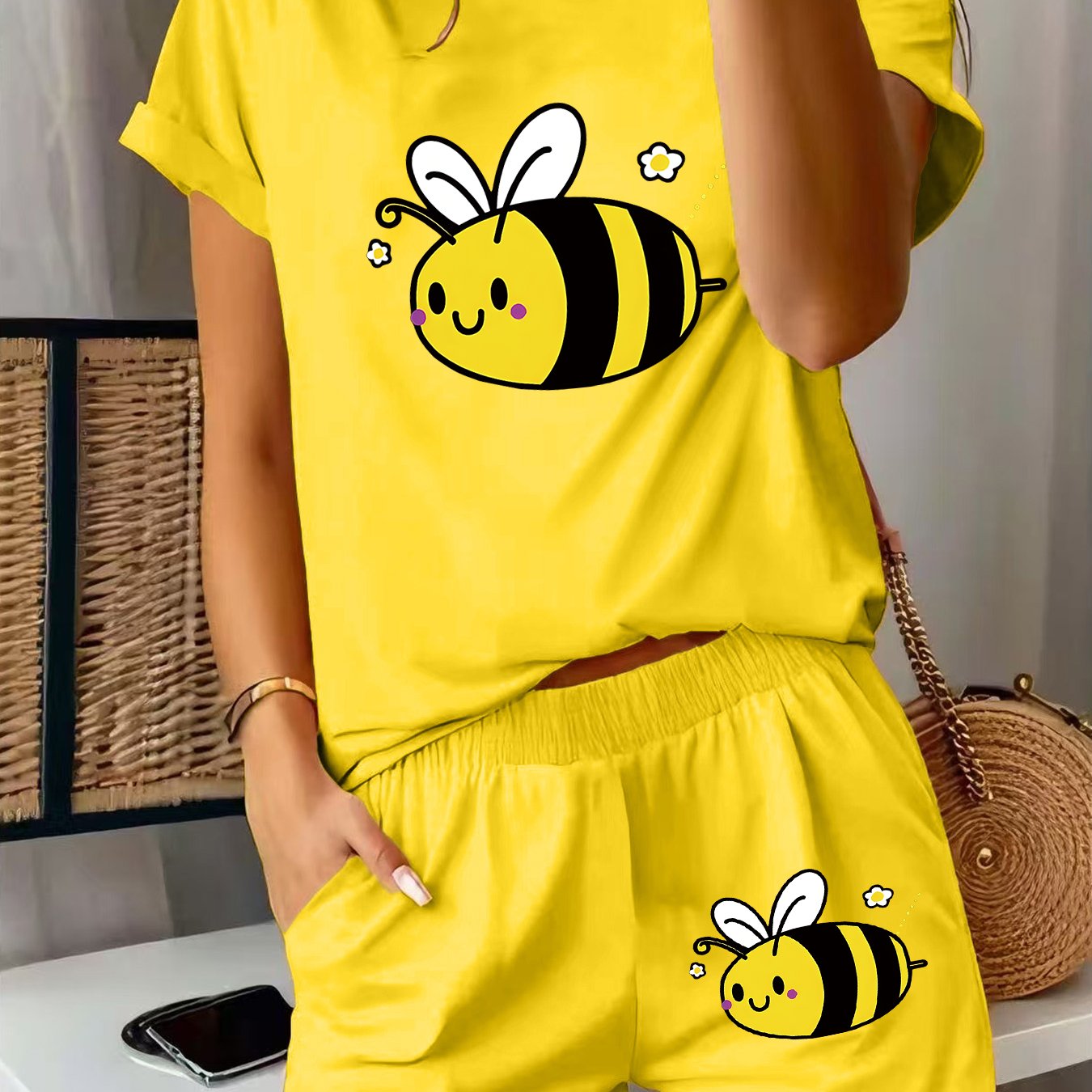 TEMU 2pcs Women' Print Short Sleeve & Shorts Matching Pajamas - Bee-themed Sleepwear & Daywear, Soft Breathable Spring Summer Sleepwear Suitable For