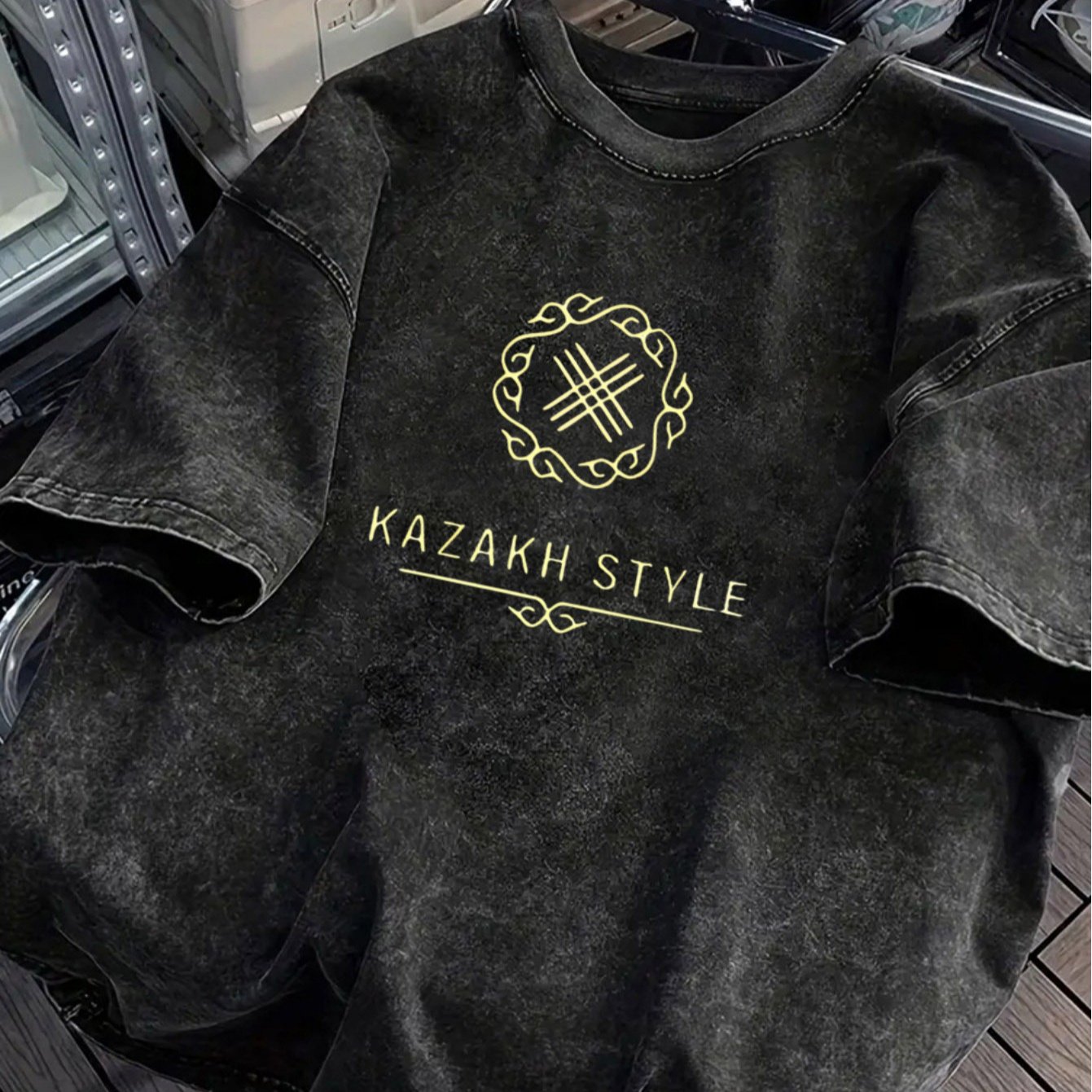 Heavyweight 230g 100% Oversized T-shirt - Vintage Washed Black & Golden Kazakh Print, Plus Size Xl, Round Neck Short Sleeve Casual Summer Tee With Cultural Ethnic, Machine Washable Loose Fit
